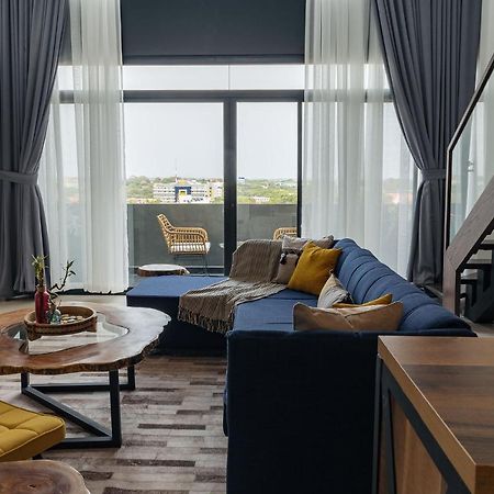 The Avery Loft At Embassy Gardens, Cantonments Accra Bagian luar foto